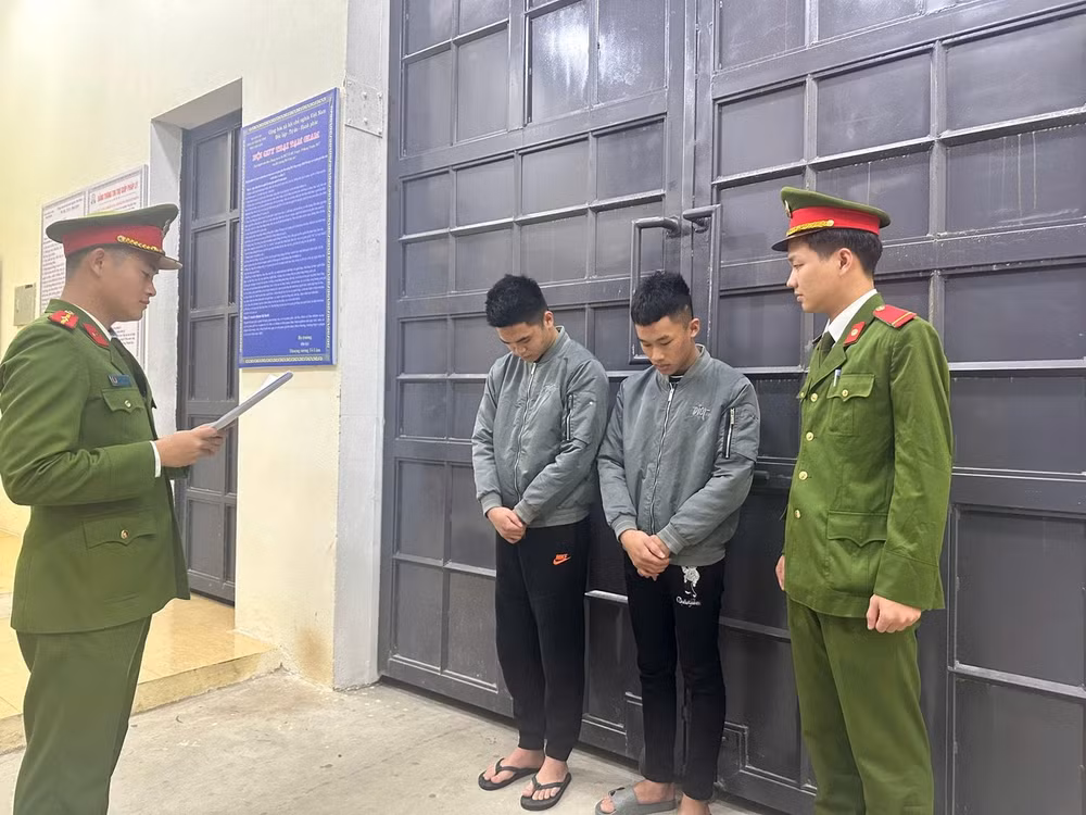 Công an tỉnh Hà Tĩnh khởi tố 2 đối tượng lừa đảo bán điện thoại giá rẻ qua mạng xã hội.