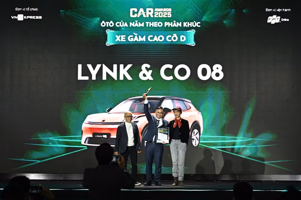 Lynk Co 08 cũng là một cái tên nổi bật khi trở thành Ô tô của năm ở phân khúc xe gầm cao cỡ D - Ảnh: BTC