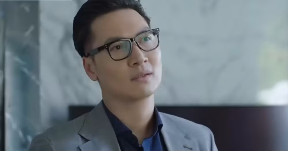 Mối quan hệ giữa các nhân vật trở nên rạn nứt vì sự nghi ngờ.