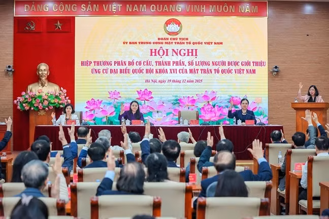 Đoàn Chủ tịch Ủy ban Trung ương MTTQ Việt Nam