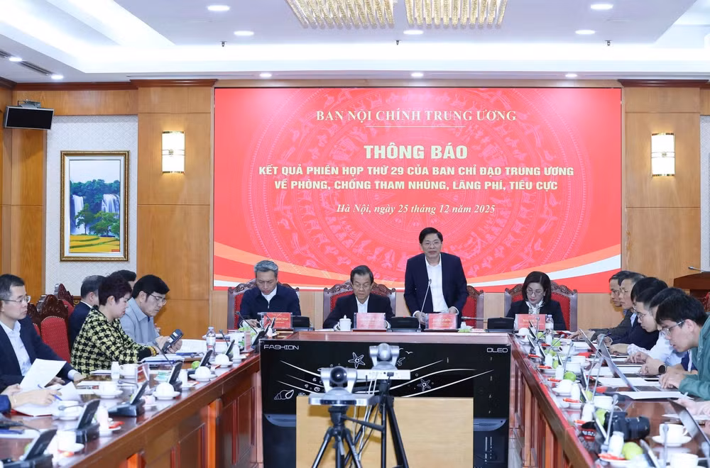 library-20251225190542-473c6dc9-f302-4986-8ef2-df15e74e661f-1-quang-canh.jpg