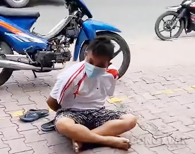 Đối tượng Trương Thanh Phong khi bị bắt - Nguồn: Tiến Tầm