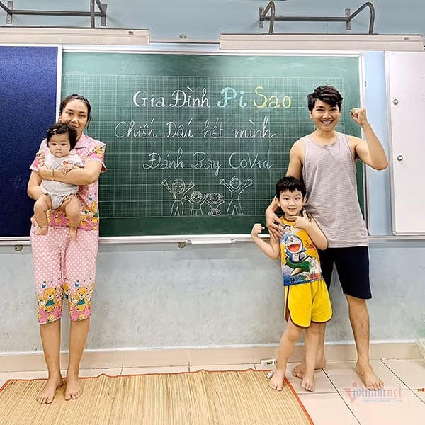 Minh Đức chia sẻ hình ảnh gia đình lạc quan và vui vẻ trong khu cách ly.