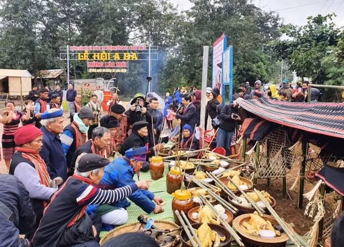 quang tri phuc dung le hoi a da mung lua moi cua dan toc pa ko hinh 1