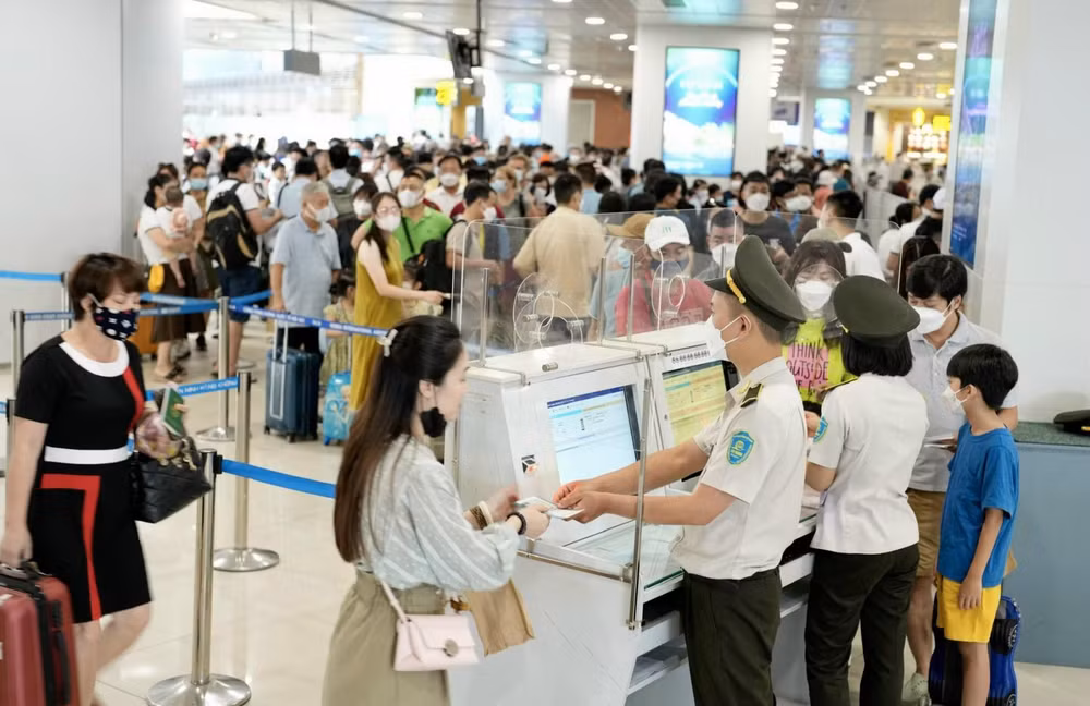 nam 2024 tiep tuc ung dung xac thuc sinh trac hoc voi hanh khach lam thu tuc di tau bay hinh 1