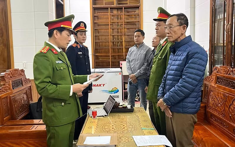 cong ty tan xuan ban trai phep hoa don cho nhieu cong ty de thu loi bat chinh hinh 1