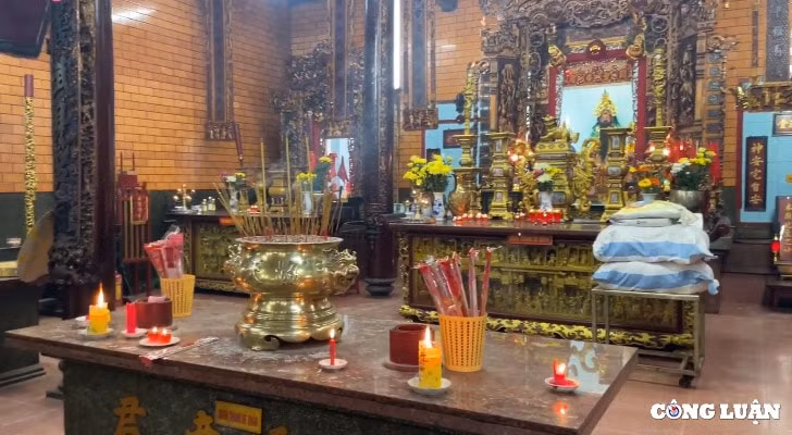 net kien truc doc dao cua chua ong ngoi chua linh thieng bac nhat xu tay do hinh 4