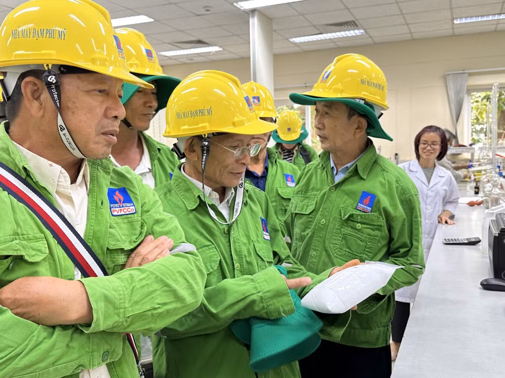 pvfcco to chuc chuoi chuong trinh tri an khach hang tieu bieu hinh 5