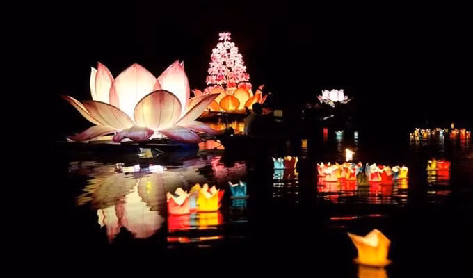 nhieu hoat dong hap dan tai dem hoa dang ninh kieu can tho hinh 1