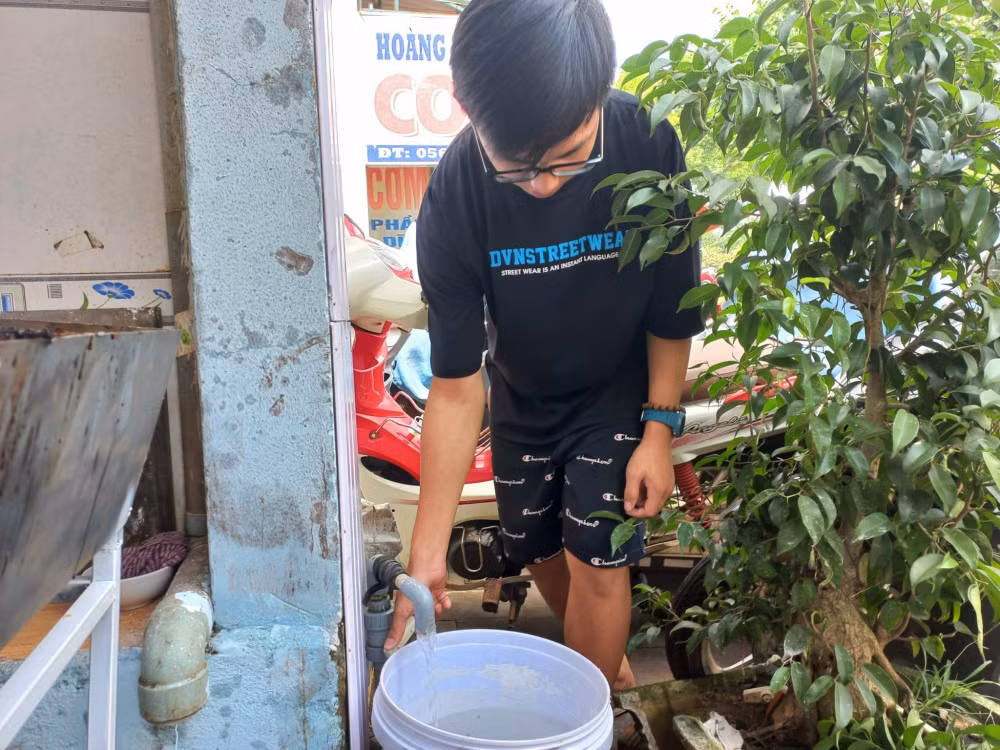 vu ca huyen lo bi cat nuoc tinh gia lai yeu cau cong ty nuoc khan truong tra no hinh 2