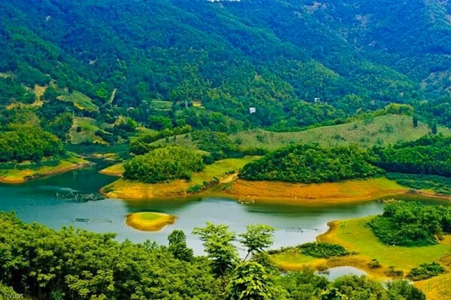 du lich hoa binh gat hai ket qua tot nho phat trien tiem nang san co hinh 2