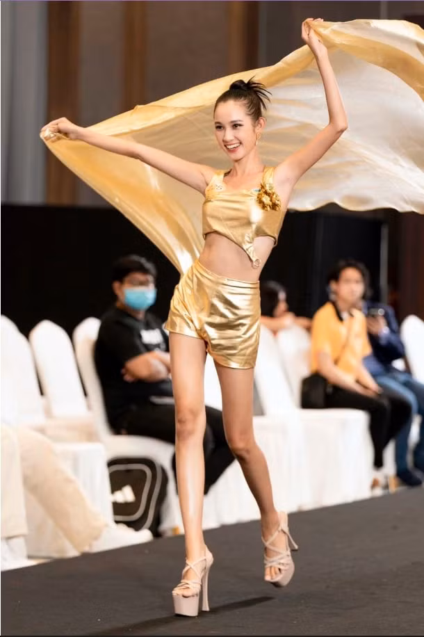 ba nguoi dep dot ngot rut khoi miss grand vietnam 2022 hinh 2