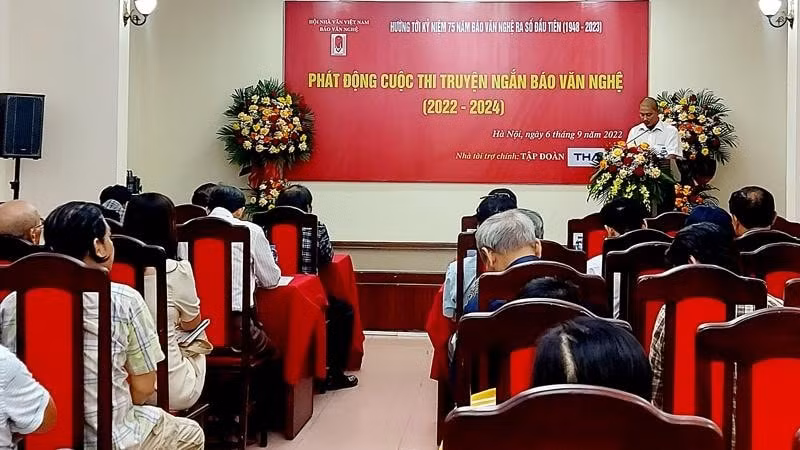 cuoc thi truyen ngan bao van nghe huong toi cot moc 75 nam phuc vu ban doc hinh 1