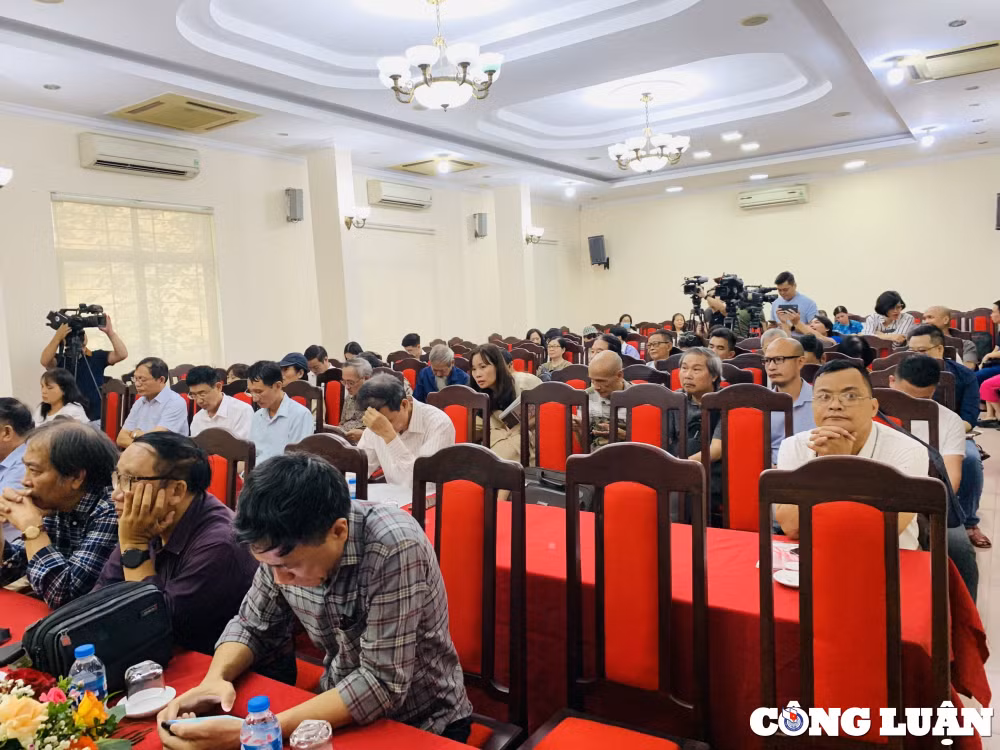 phat dong cuoc thi truyen ngan bao van nghe 2022 2024 hinh 3