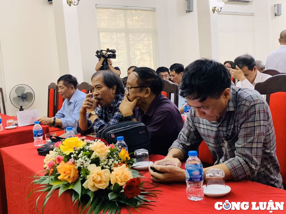 phat dong cuoc thi truyen ngan bao van nghe 2022 2024 hinh 5