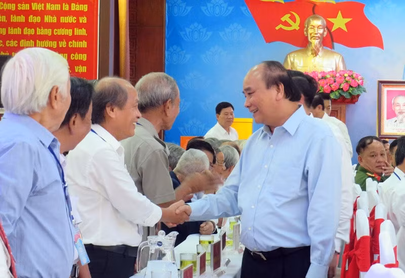 dai loc tiep tuc quan diem lay dan lam goc cham lo cho dan ca ve doi song lan vat chat hinh 1