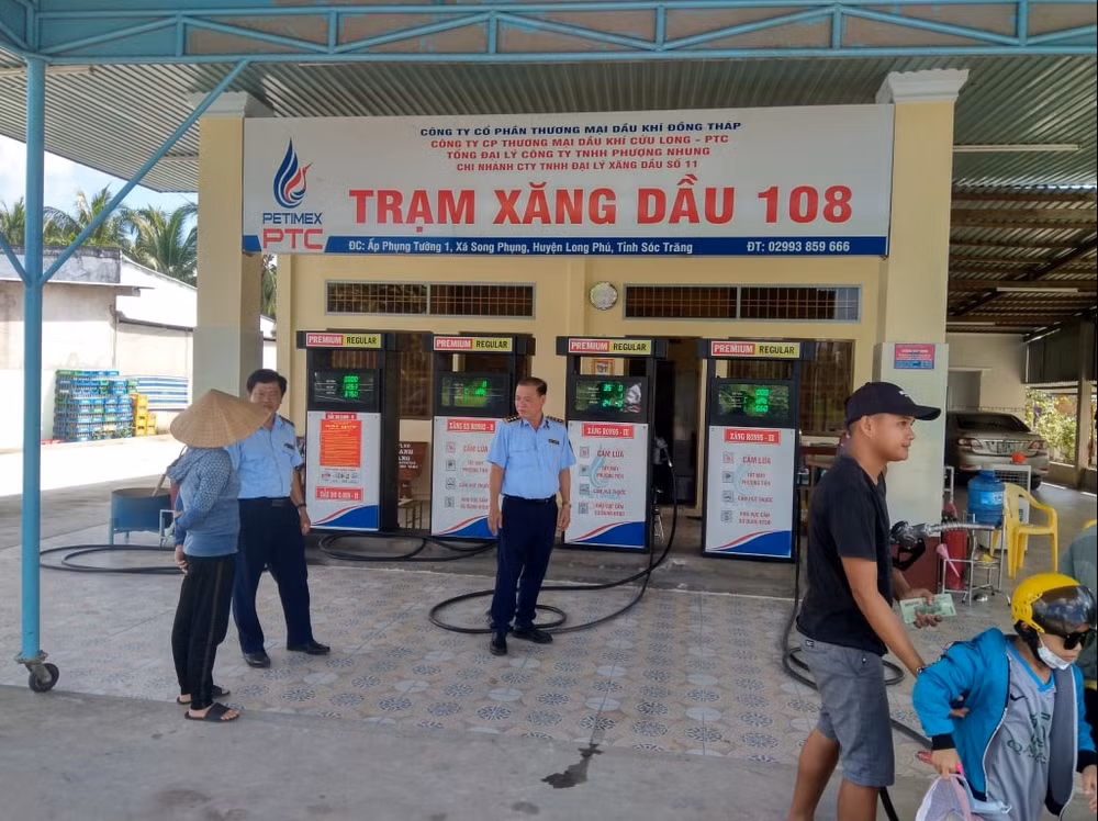 cua hang xang than cang ban cang lo nhieu noi het xang bo cong thuong vao cuoc hinh 2