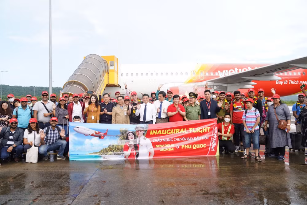 tiep tuc mo rong mang bay den an do vietjet khai truong hai duong bay moi ket noi phu quoc voi new delhi mumbai hinh 2