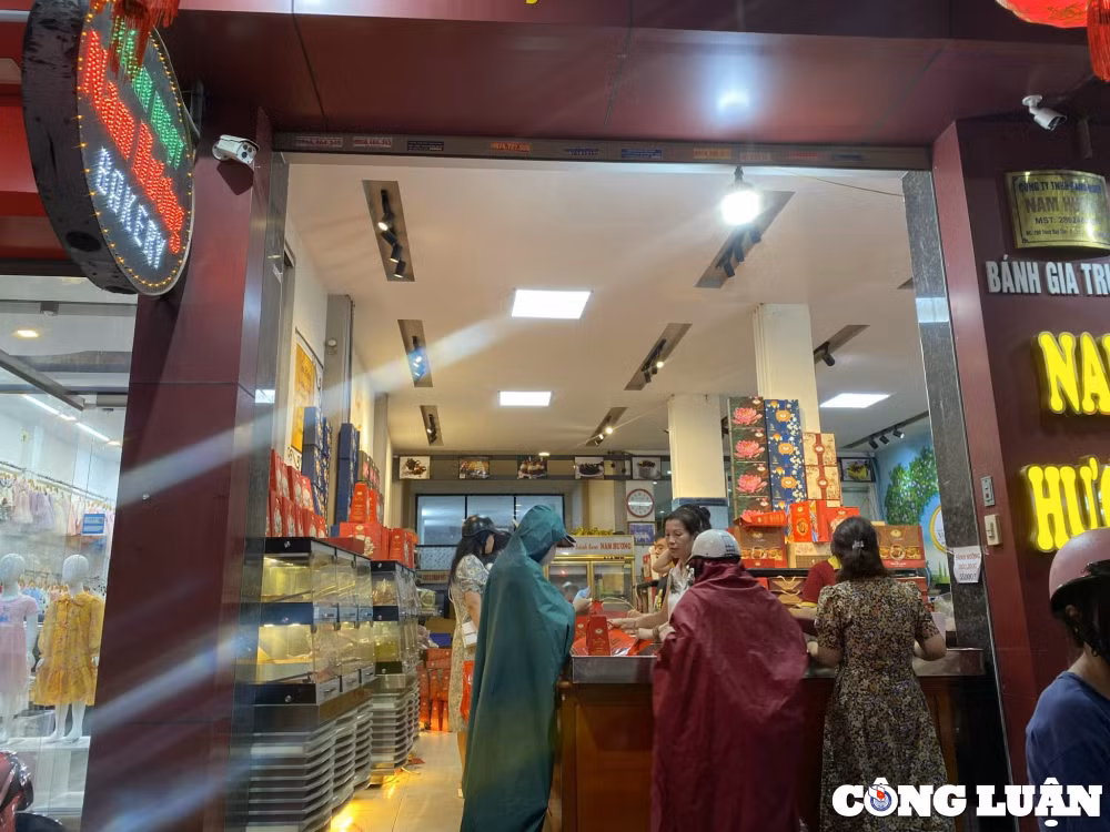 thanh hoa nguoi dan doi mua di mua banh trung thu gia truyen hinh 1