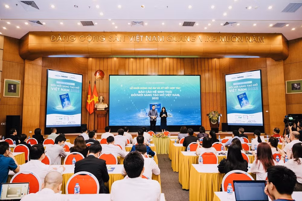 khoi dong du an bao cao he sinh thai doi moi sang tao mo viet nam 2022 hinh 1