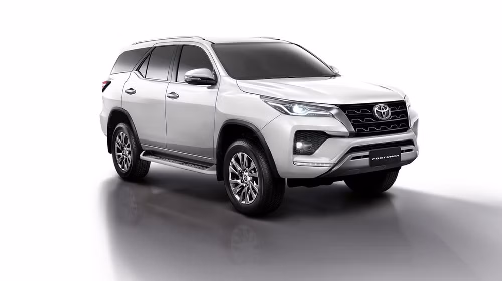 Fortuner 2021.