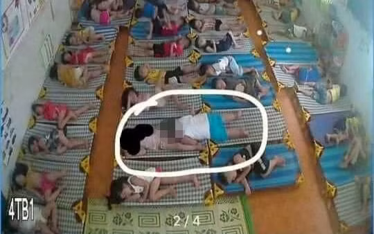 Hình ảnh giờ ngủ trưa của học sinh mầm non ở Kiến Thụy, Hải Phòng. Ảnh: cắt từ camera.