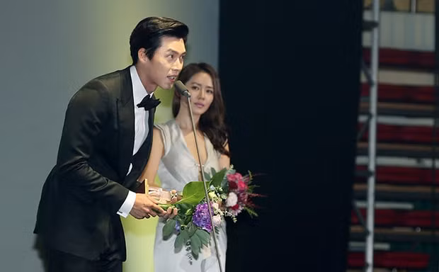 Son Ye Jin1