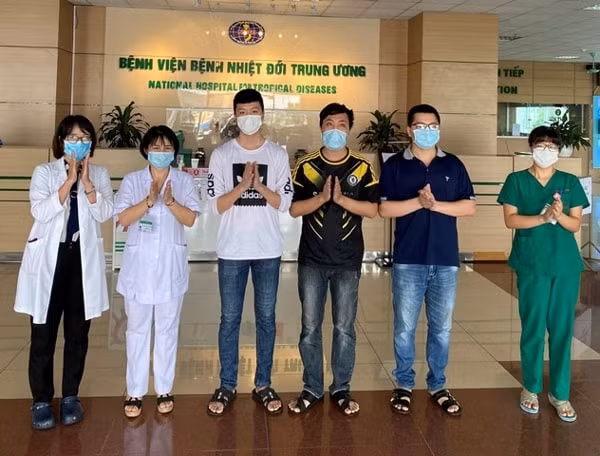 Ngày 5/6/2020, có thêm 5 bệnh nhân COVID-19 được công bố khỏi bệnh. Ảnh: SKĐS