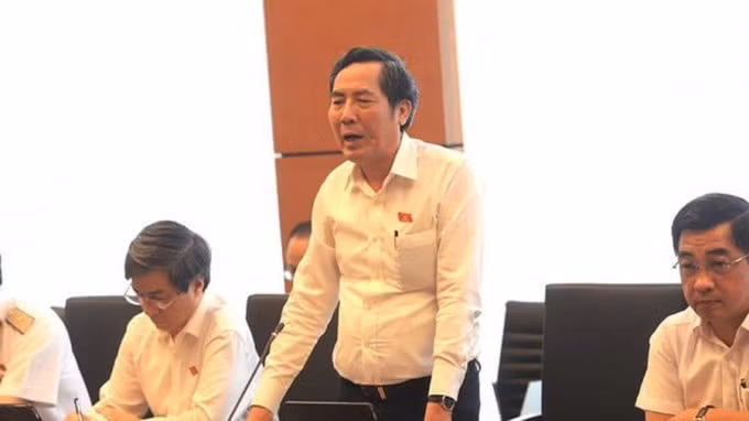 Đại biểu Thuận Hữu nhấn mạnh, nếu không sớm tháo gỡ thực trạng này thì sẽ có hậu quả khôn lường.