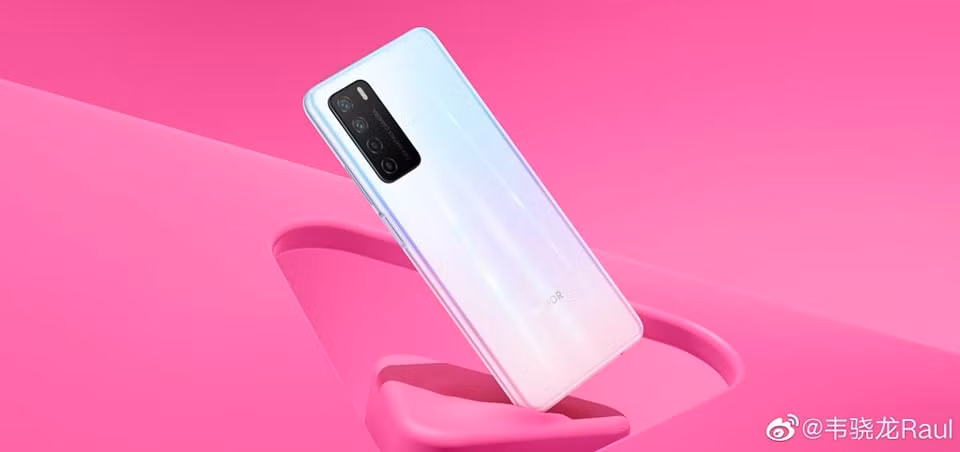 Honor Play4 màu trắng.