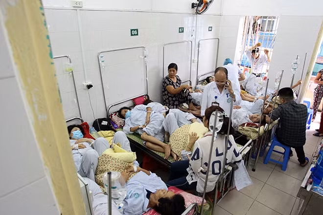 Kỳ vọng sự xóa bỏ giường bệnh dịch vụ thì quyền lợi của bệnh nhân BHYT được đáp ứng tốt hơn (ảnh minh họa - nguồn internet).