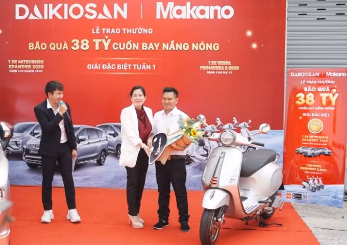 Đại lý bán hàng cho khách hàng may mắn cũng nhận được phần thưởng từ Chương trình
