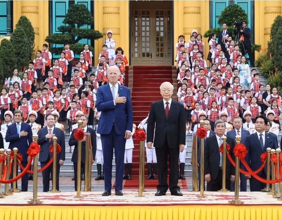 dang cong san viet nam nhan to quyet dinh moi thang loi cua cach mang viet nam hinh 8