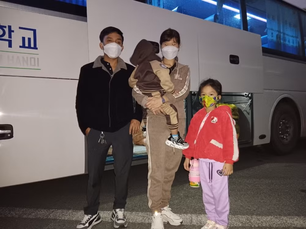 nhung chuyen xe am tinh cong doan dua cong nhan ve que don tet hinh 5