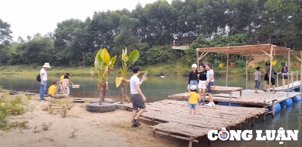 an tuong voi ve dep hoang so cua suoi vuc cheo quang binh hinh 2