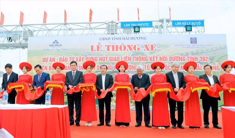 hai duong thong xe nut giao noi voi cao toc ha noi hai phong hinh 1