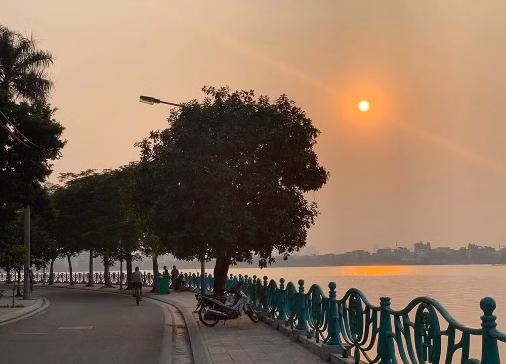 ha noi dieu chinh to chuc giao thong phuc vu le hoi anh sang ruc ro thang long hinh 1