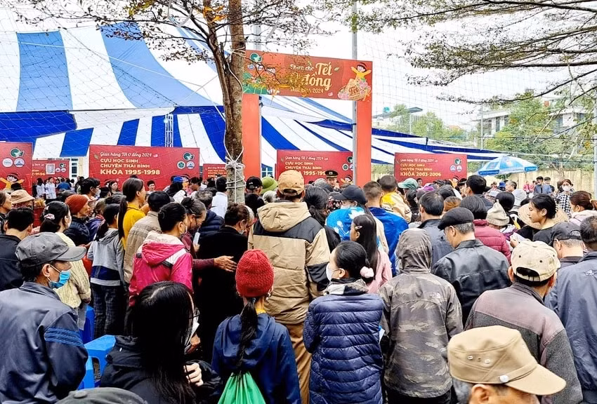 thai binh hon 15000 suat hang hoa tai phien cho tet 0 dong den voi nguoi dan hinh 1