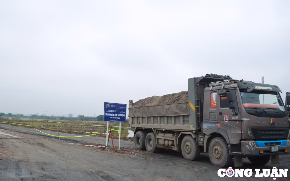 tat bat tren cong truong duong vanh dai 4 vung thu do nhung ngay giap tet hinh 2