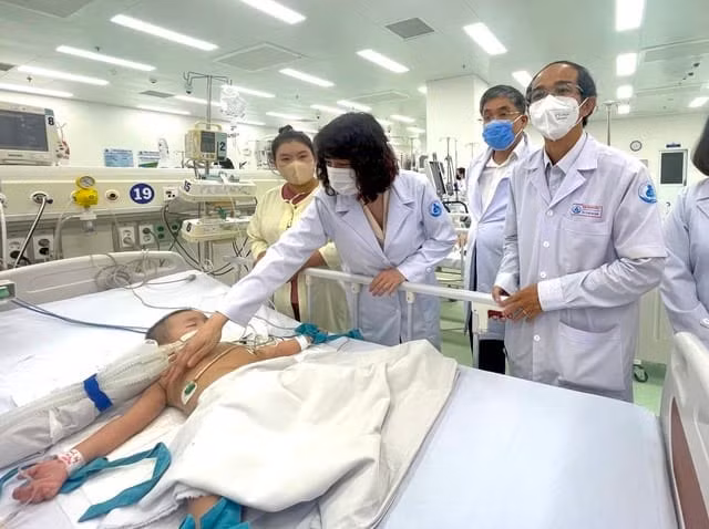 nganh y te truc 24 24 de nguoi dan vui mung don tet hinh 1