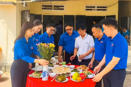 Tuổi trẻ BSR gửi trọn lòng biết ơn qua “Mâm cơm tri ân - Nụ cười của Mẹ”