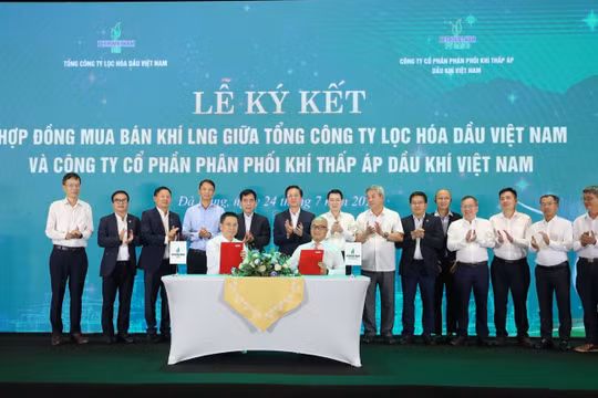 BSR và PV GAS D ký hợp đồng mua bán khí thiên nhiên