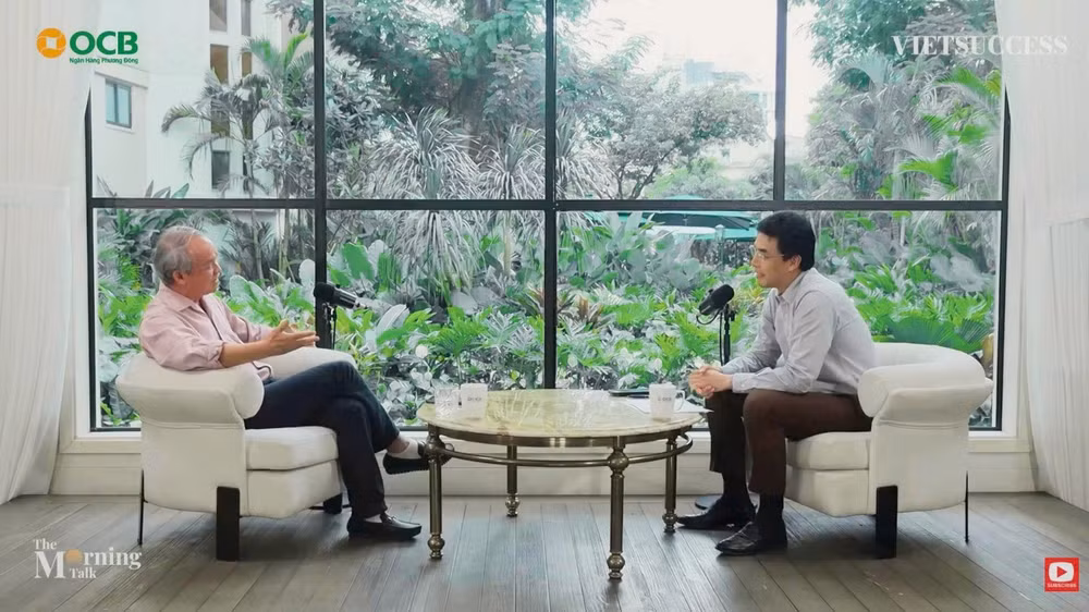 "Khi vay vốn quá dễ dàng, mình bắt đầu chủ quan", Bầu Đức chia sẻ