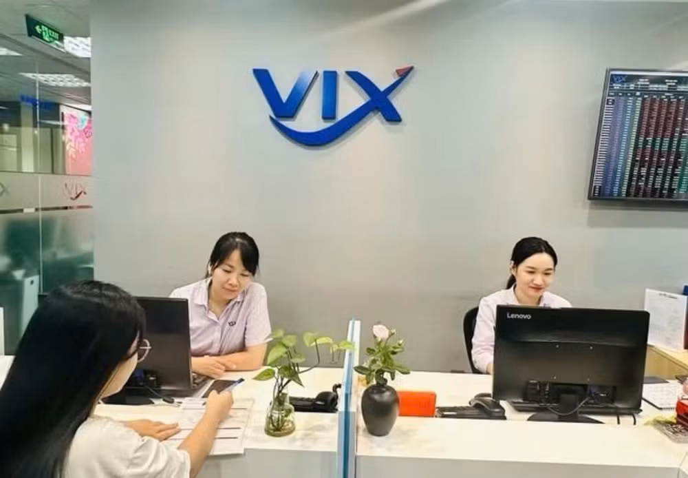 chung-khoan-vix.jpg