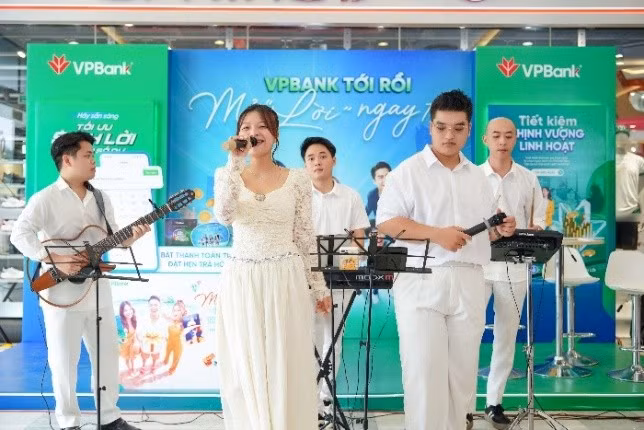 VPBank 'cập bến' Ninh Kiều: Tiên phong đưa tài chính số hòa cùng nhịp sống Tây Đô ảnh 2