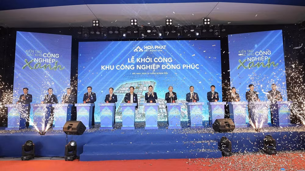 Le khoi cong