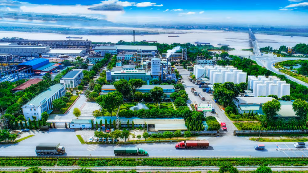 quang canh cong ty