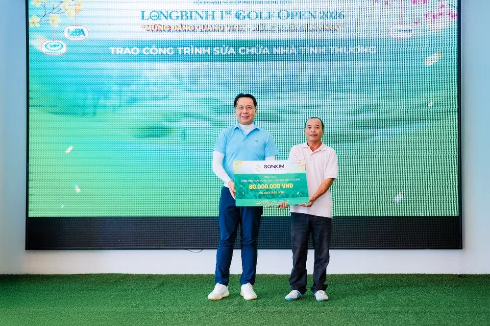 Và hỗ trợ sửa chữa nhà tình thương cho gia đình có hoàn cảnh khó khăn