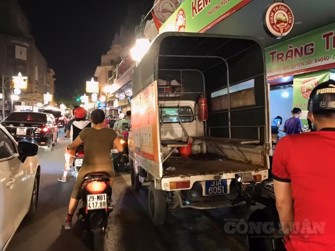 Xe tuyên truyền, khuyến cáo người dân phòng chống dịch bệnh không phát huy được tác dụng?