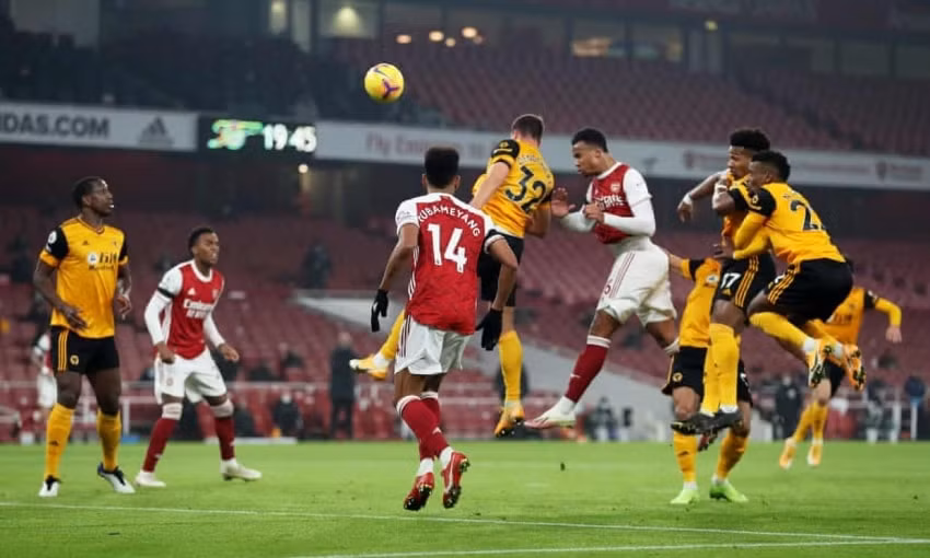 Gabriel có pha ghi bàn bằng đầu đầy ấn tượng cho Arsenal. Ảnh: thethao247.vn